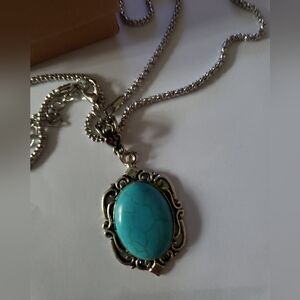 ❗5/$10❗  Antique inspired Silver and Turquoise Semiprecious Stone Necklac